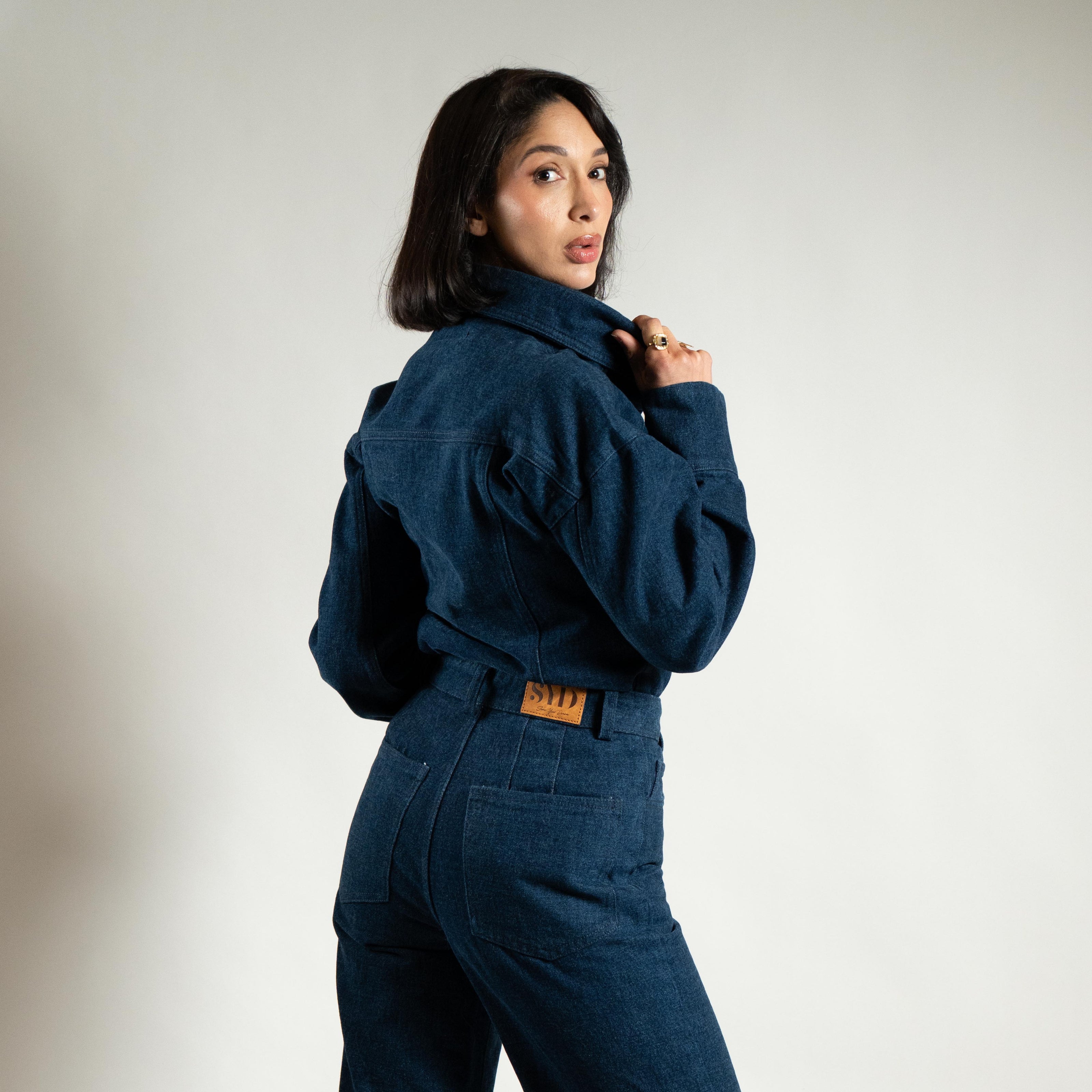 Flare denim évasé — vue de face — SYD STUDIO atelier Casablanca