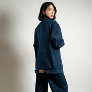 Oversize criss cross jacket portée — silhouette — SYD STUDIO