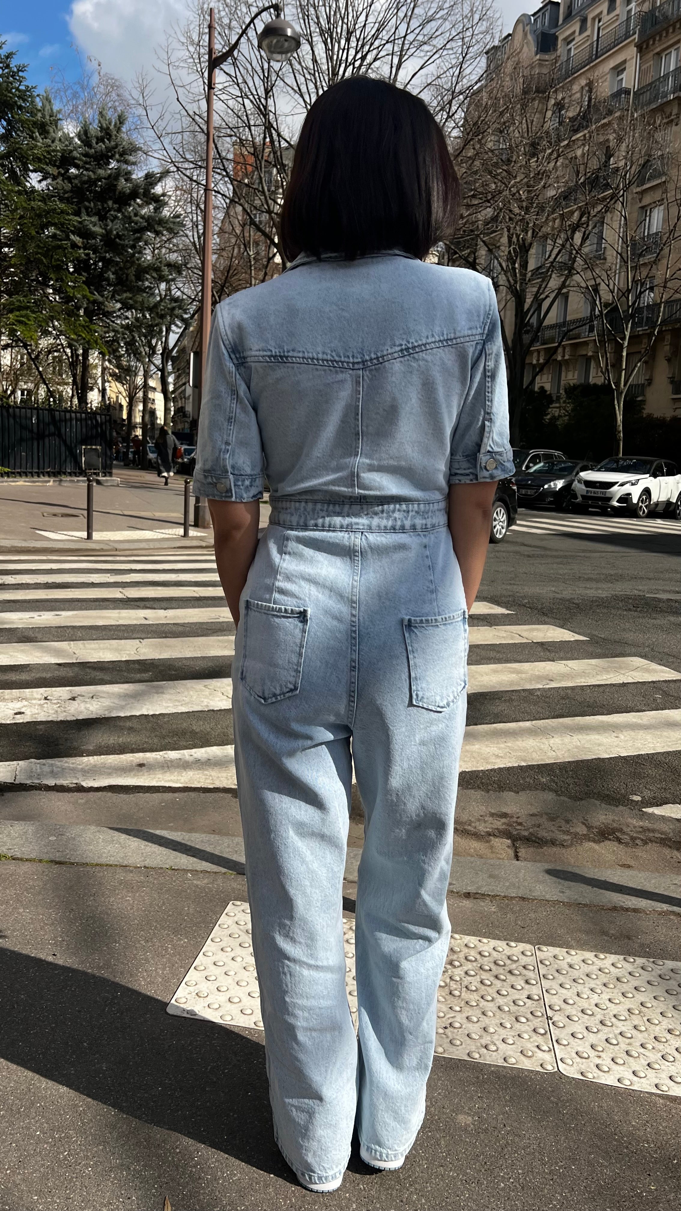 Combinaison denim portée — vue de face — SYD DENIM atelier Casablanca