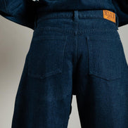 Barrel denim — vue arrière — SYD STUDIO atelier Casablanca